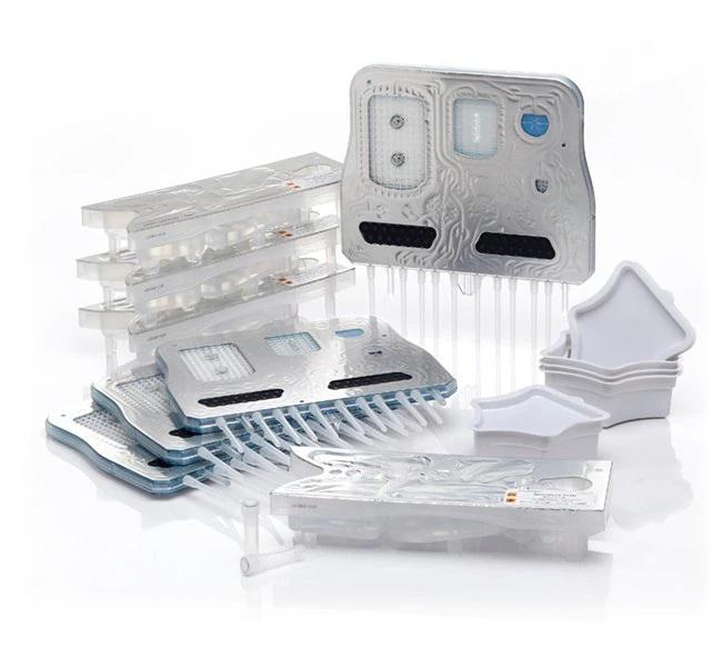 Invitrogen™BenchPro™ 2100 Plasmid Purification Card and Reagent Tray Kit