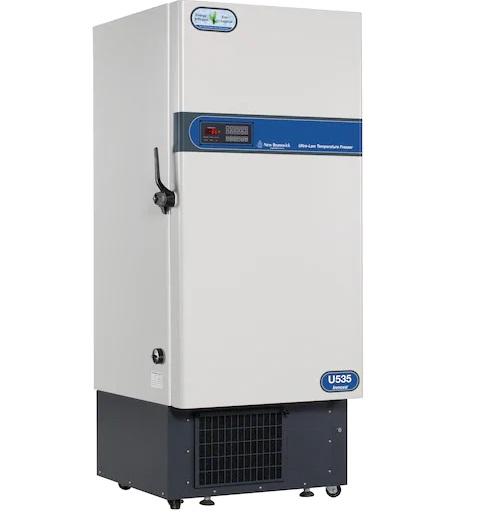Innova® U535, 535 L, ULT freezer, with LED interface, classic cooling liquids, and air-cooling, 3 shelves